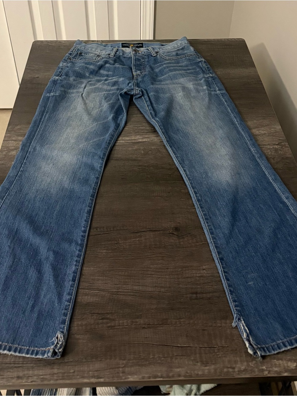 Lucky Brand Women’s 227 Original Boot Cut  Faded Blue Jeans